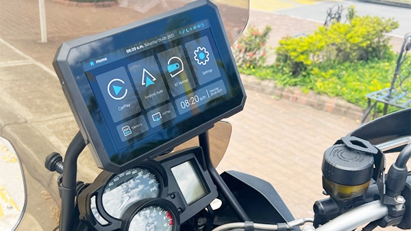 Carplay for motorcycle