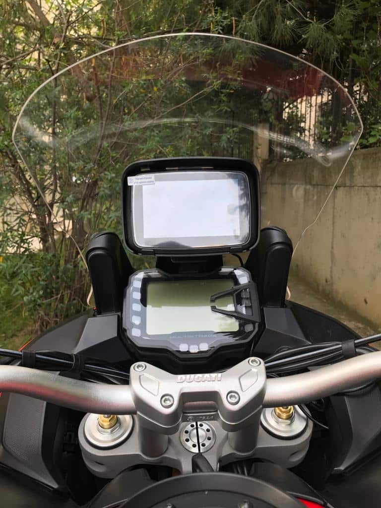 Apple Carplay On Motorcycle